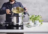 Polo couscous pot