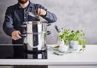 Polo couscous pot