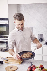Stark braadpan met extra zijgreep
