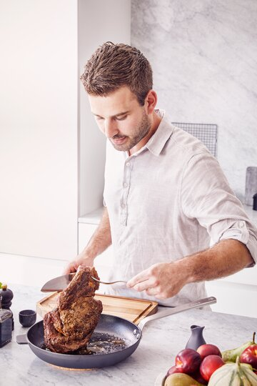 Stark braadpan met extra zijgreep