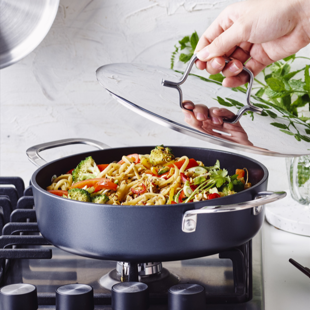 nonstick skillet pfas free